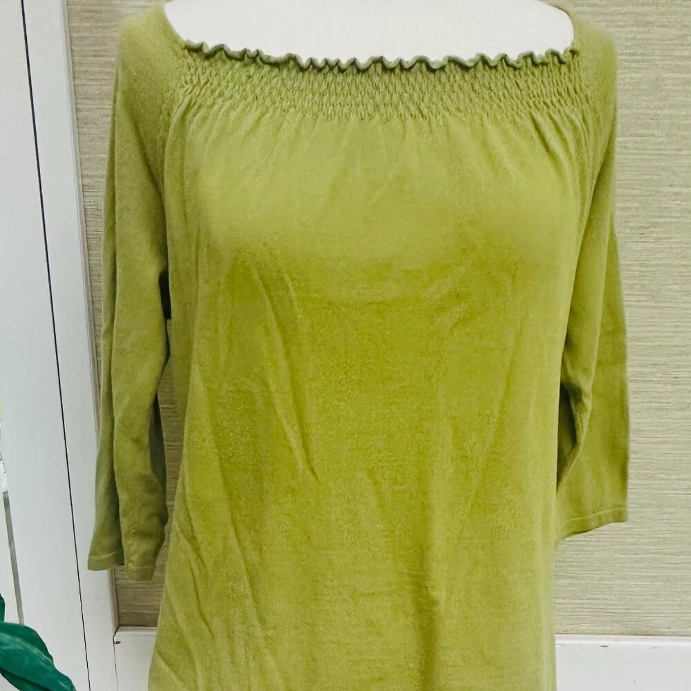 J Jill Sweater Light Green Smocked Bodice 3/4 inch Sleeves Lightweight Summer